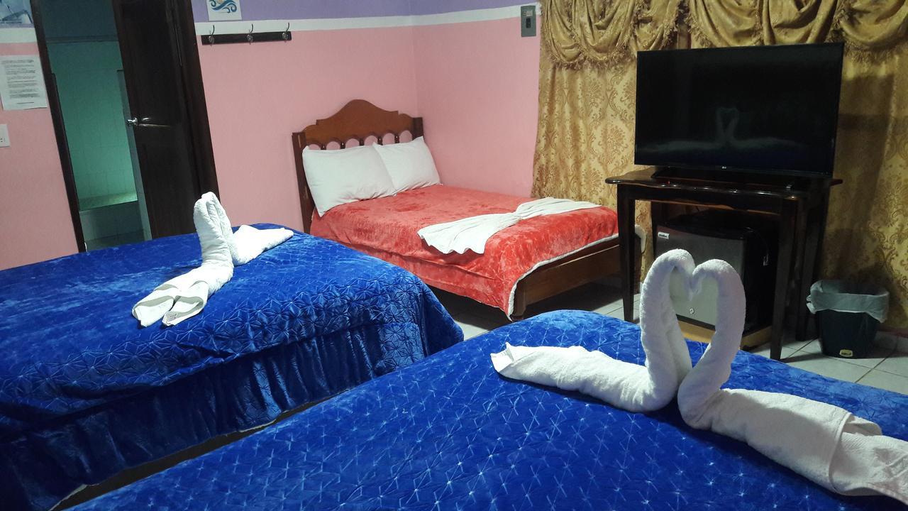 Hotel Lunas Бакалар Екстер'єр фото